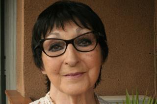 Mirna Lacambra