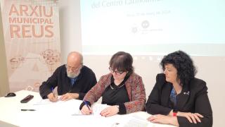 Donació fons centre latinamericano a l'Arxiu de Reus