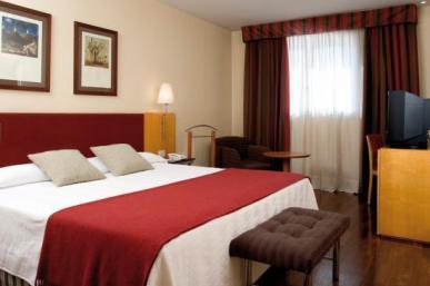   Hotel NH Ciutat de Reus **** 