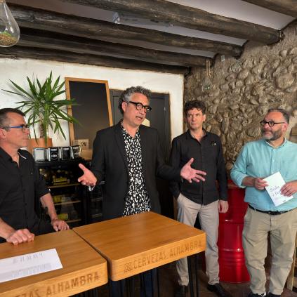 Accedeix a Presentació de "Seda i ferro", de Fito Luri