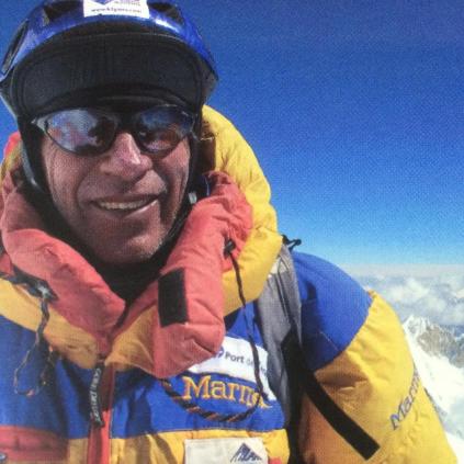 Accede a Documental “Las dos caras del Everest”