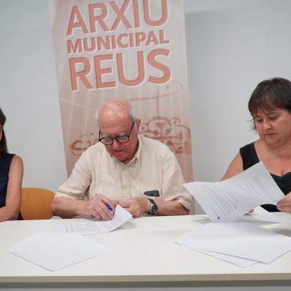 Donació documentació Granja Vila Accedeix a Donació documentació Granja Vila
