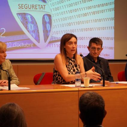 Accedeix a Inauguració curs aules extensió universitària Gent Gran a Reus