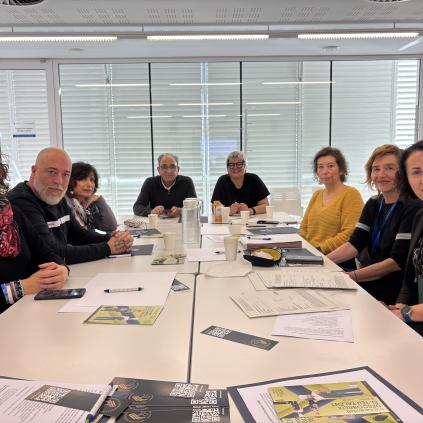 Accedeix a Espai acció col·lectiva perruqueria