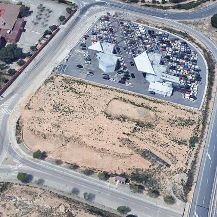 Accedeix a Imatge finca Mercaders