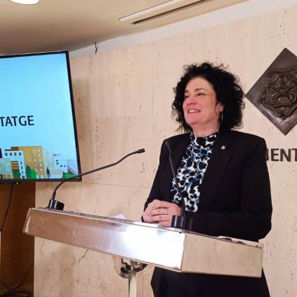 Anabel Martínez Accedeix a Anabel Martínez