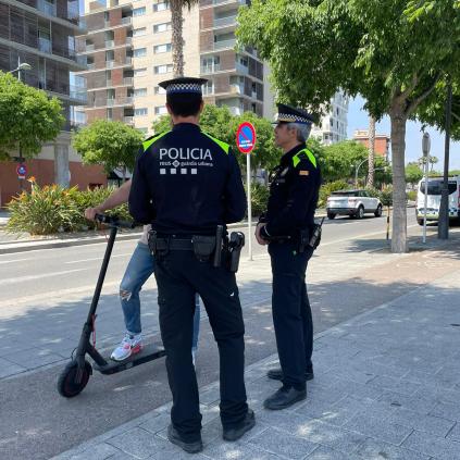 Accedeix a Campanya de la Guàrdia Urbana de control d'usuaris de bicicletes i patinets