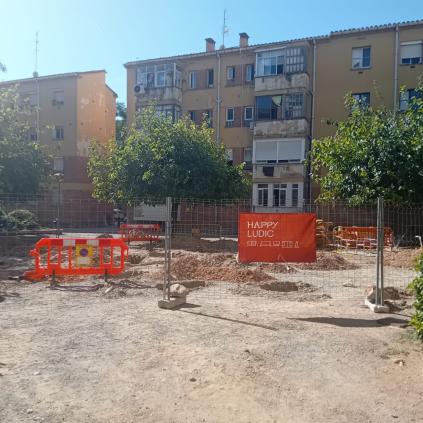 Accedeix a Obres instal·lació jocs infantils