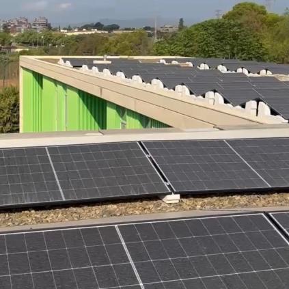 Instal·lació fotovoltaica a l'escola la Vitxeta Accedeix a Instal·lació fotovoltaica a l'escola la Vitxeta
