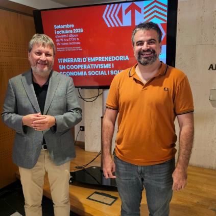 Presentació nou itinerari emprenedoria cooperativisme Accedeix a Presentació nou itinerari emprenedoria cooperativisme