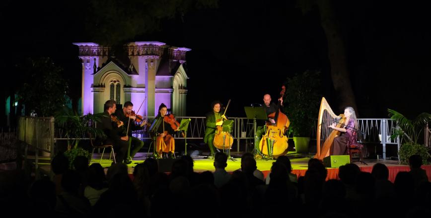 Concert Cementiri General Reus 2025. Foto Cristina Ruiz FuneCamp