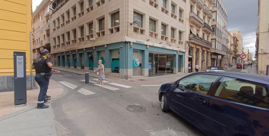 Regulació de la mobilitat amb pilona automàtica al carrer del Doctor Robert Regulació de la mobilitat amb pilona automàtica al carrer del Doctor Robert