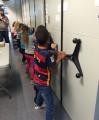 Visita a la sala dels compactes