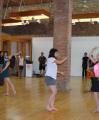 Actuació dels alumnes del camp de treball art, música i moviment