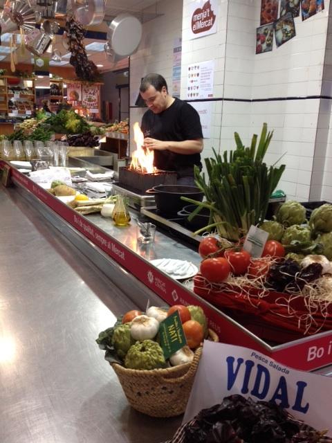 Cuina amb DO als Mercats de Reus: avellana al Mercat Central