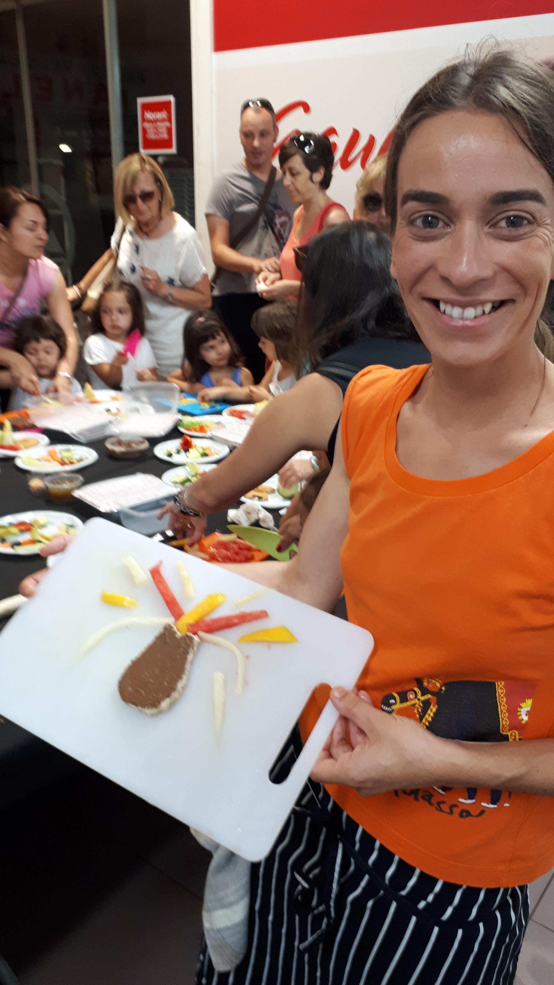 Taller de cuina infantil al Mercat del Carrilet