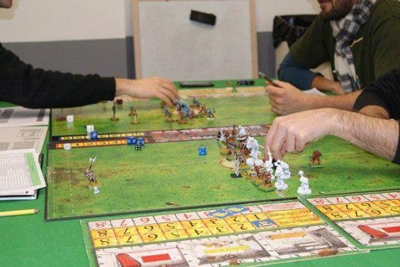 Enrola’t!! A càrrec d’Associació Rol & Jocs