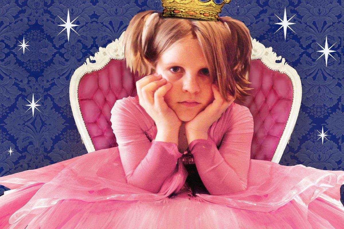 Hi ha res més avorrit que ser una princesa rosa?  (Teatre Fortuny)