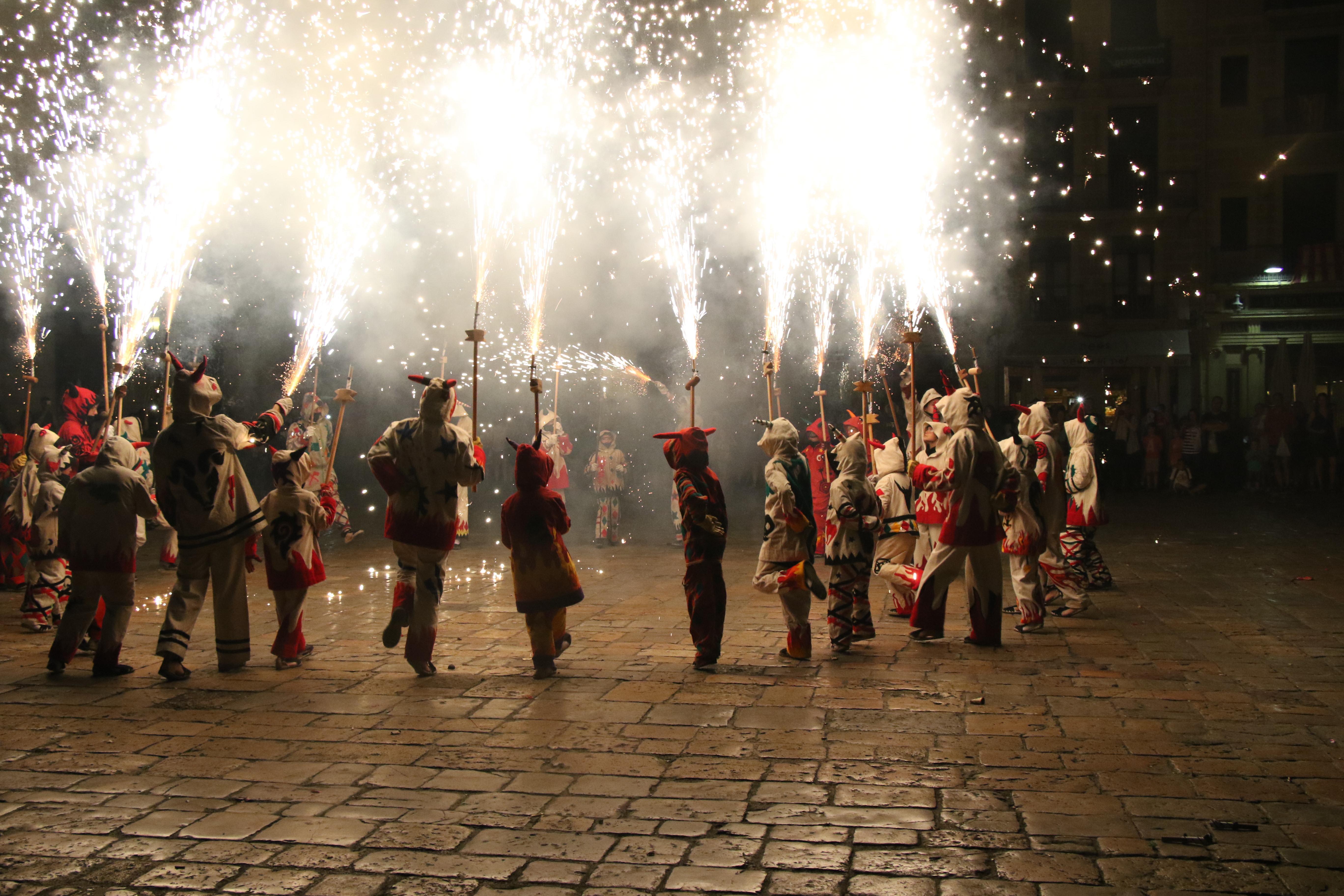 Sant Pere 2022: Cercavila de Foc de la Nit de Sant Joan