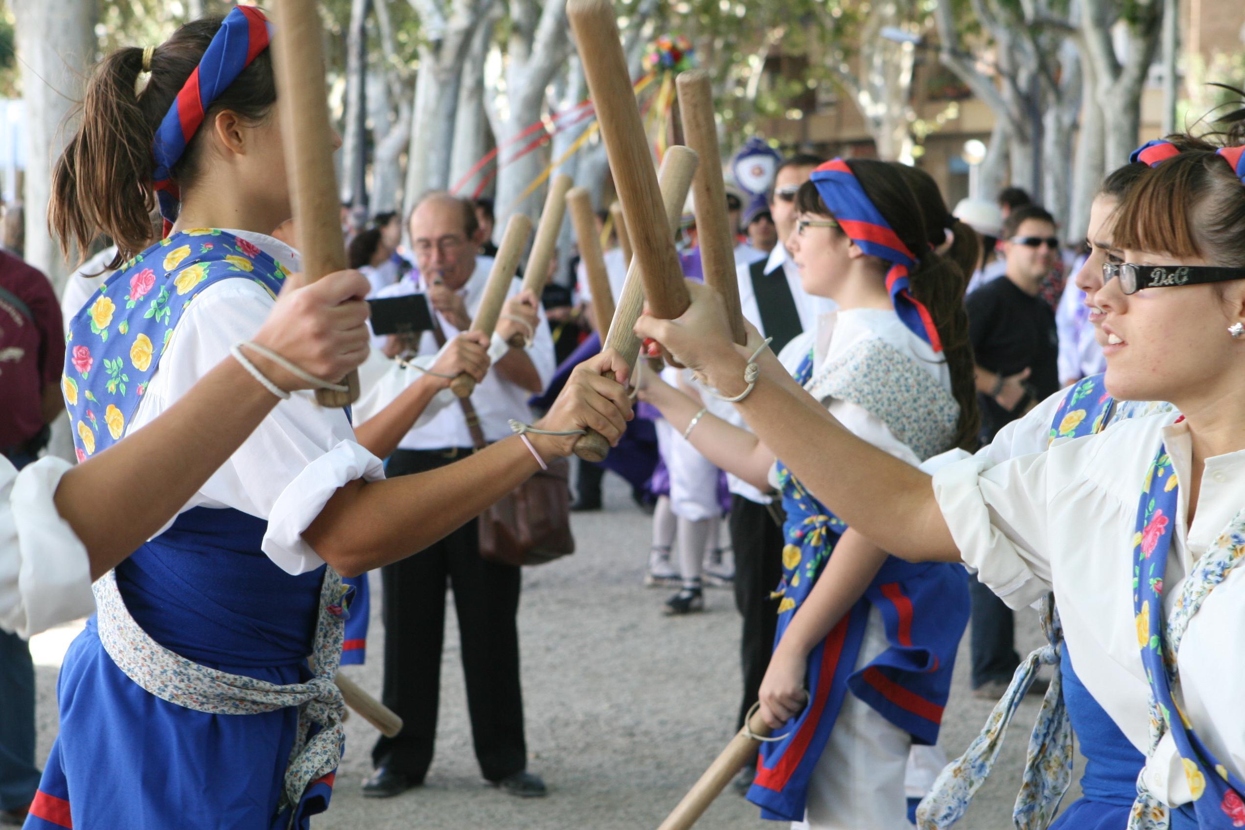 Actuació de l'Esbart Santa Llucia