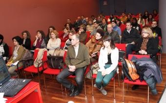Sessió informativa dels Dispositius d'inserció laboral, de les Accions integrades i de la Casa d'oficis del projecte Treball als barris