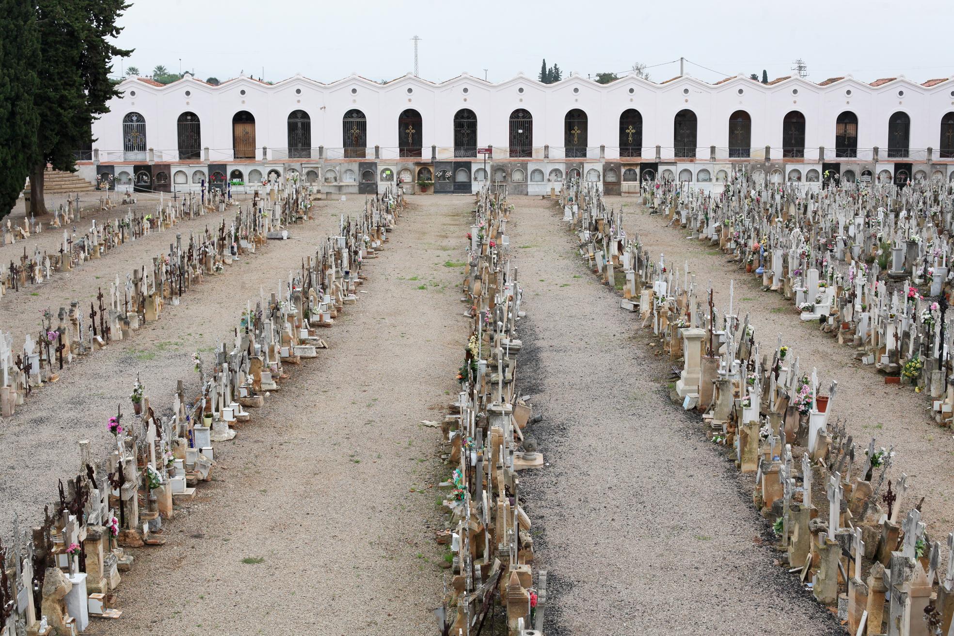 Adéu compartit. Acte de ciutat en record de les persones que van morir durant el període de confinament