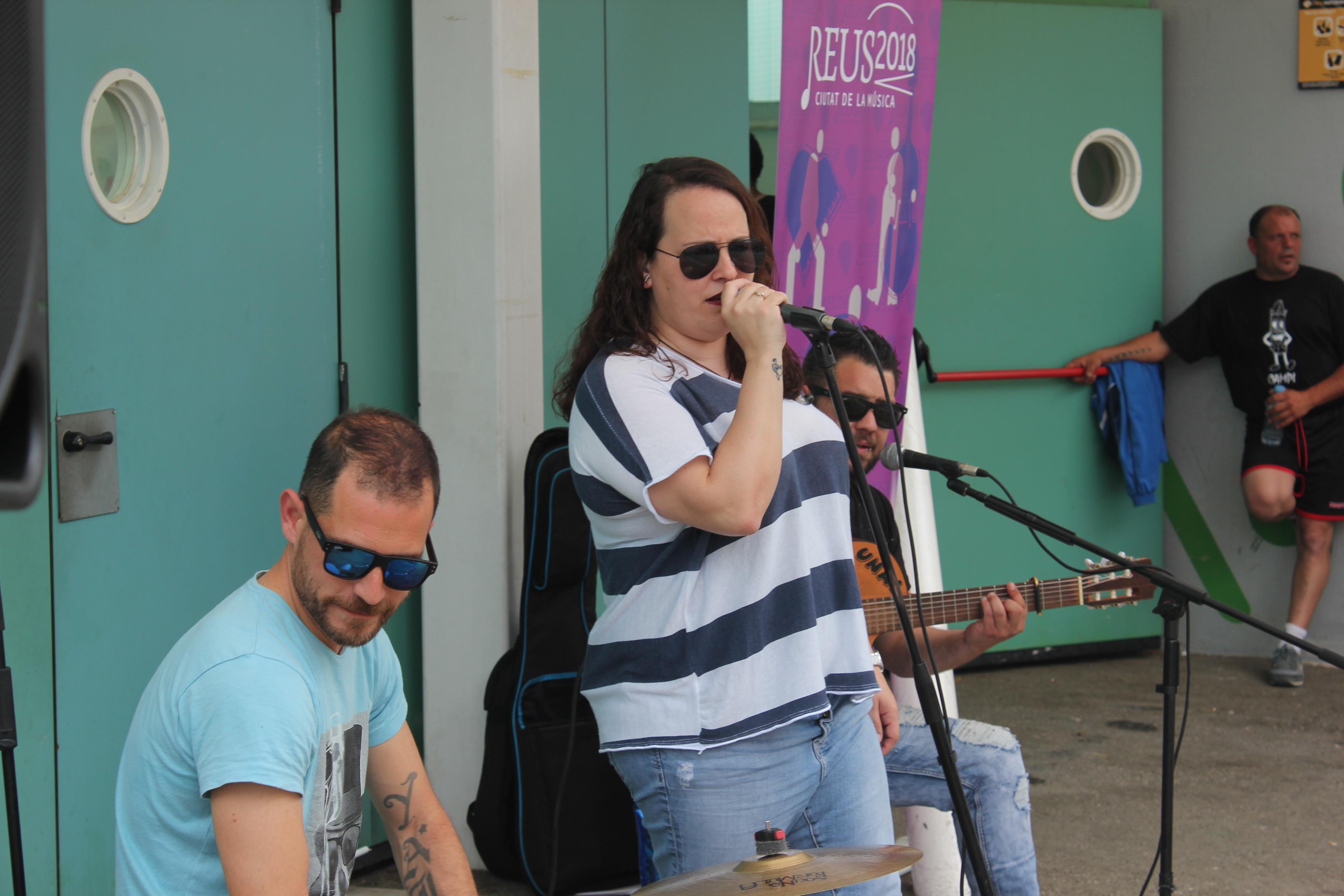 CICLE MÚSICA ALS BARRIS - Rumba amb La Klave al barri del Carme