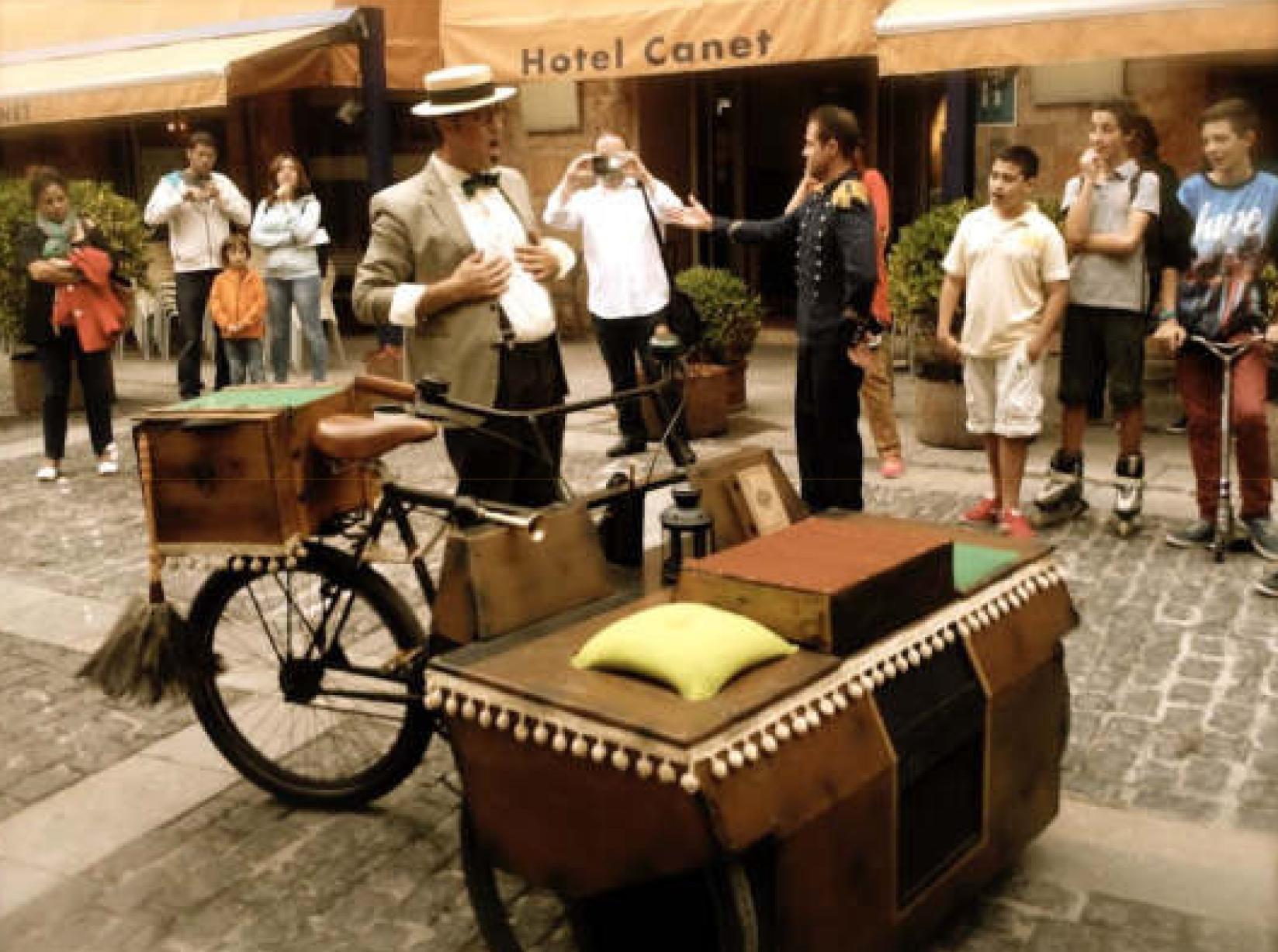 Itinerant: Espectacle de màgia amb tricicle