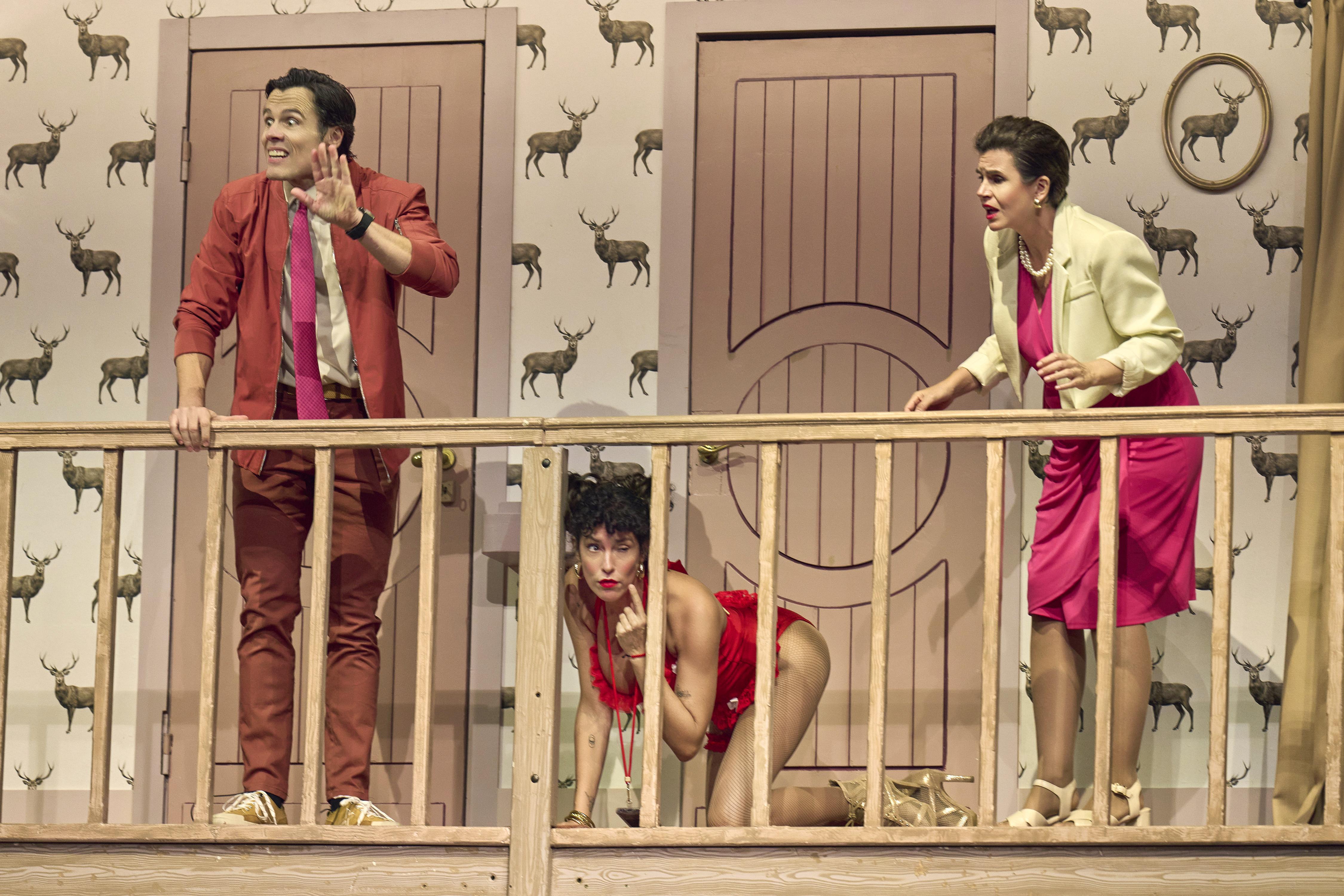 Pel davant i pel darrera