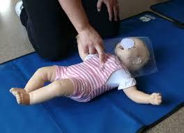 Curs de primers auxilis en nens i nadons