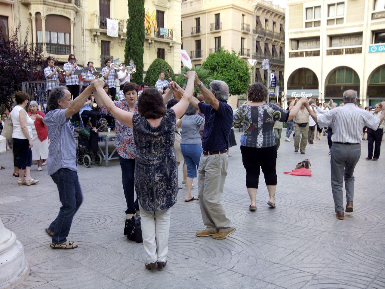 Ballada de sardanes