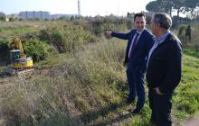 Foto de la neteja del barranc del Molí