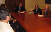 Reunió de l'alcalde de Reus i el regidor Miquel Domingo amb la Junta del Gremi de Construcció.