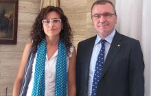 L'alcalde de Reus rep a l'alcaldessa de Cambrils, Mercè Dalmau, a l'Ajuntament de Reus.