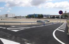 L'aparcament del Pi del Burgar té fins a 200 places per a vehicles.
