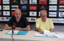 Imatge de la roda de premsa del regidor d'esports i el president del Club de Futbol Reus Deportiu.