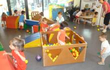 Imatge d'alguns infants a Mas Pintat.