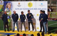 Imatge de l'acte d'estrena del Cruyff Court Sergi Roberto