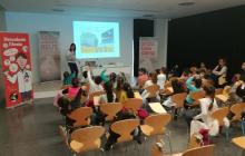 Visita dels nens i nenes de l'escola Rosa Sensat