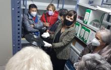 Visita a  l'Arxiu de l'Associació de Dones Ganxetes