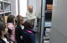 Visita dels alumnes de l'escola Abel Ferrater