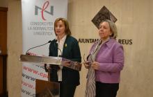Imatge d'Anna Saperas (esquerra) i M. Dolors Sardà en la presentació del balanç 2018 del CNL de Reus