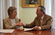 Foto de la signatura del conveni