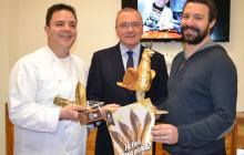 Foto de la presentació de la ploma de xocolata