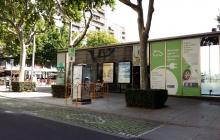 Foto del nou punt de recàrrega a la plaça de la Llibertat