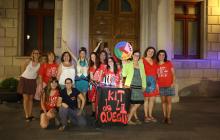 Foto dels participants a una de les activitats del Kit de la qüestió
