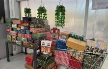 Donació de joguines de l'escola francesa al Centre Social El Roser