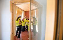 Visita d'obres a la promoció d'habitatge assequible de la Riera