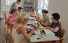 El Museu de Reus i l’entitat ART-AGERE uneixen art i salut per al benestar de pacients oncològics