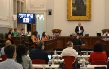 Ple híbrid telemàtic i presencial